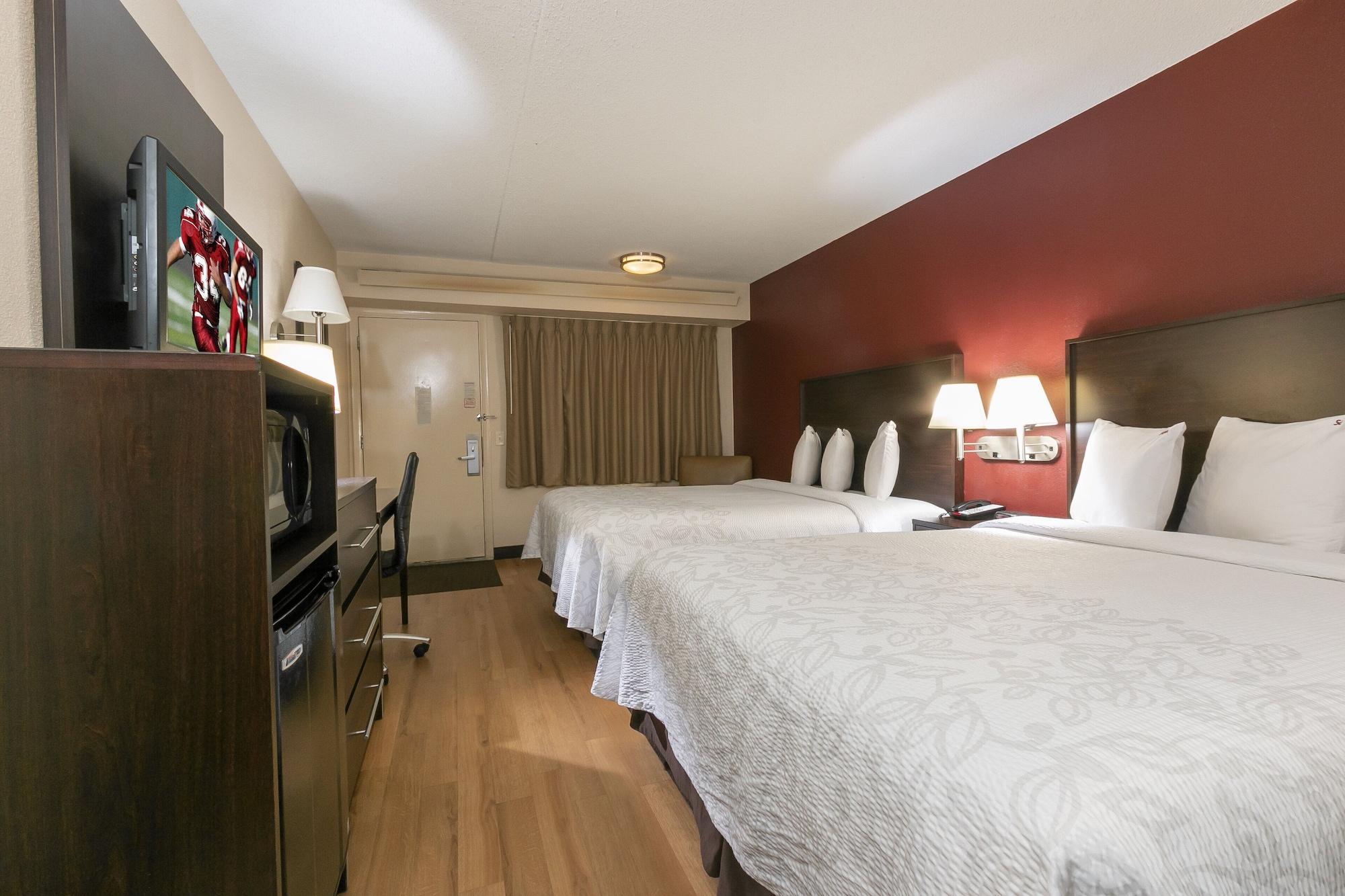 Red Roof Inn Plus+ Pittsburgh South - Airport Exterior foto