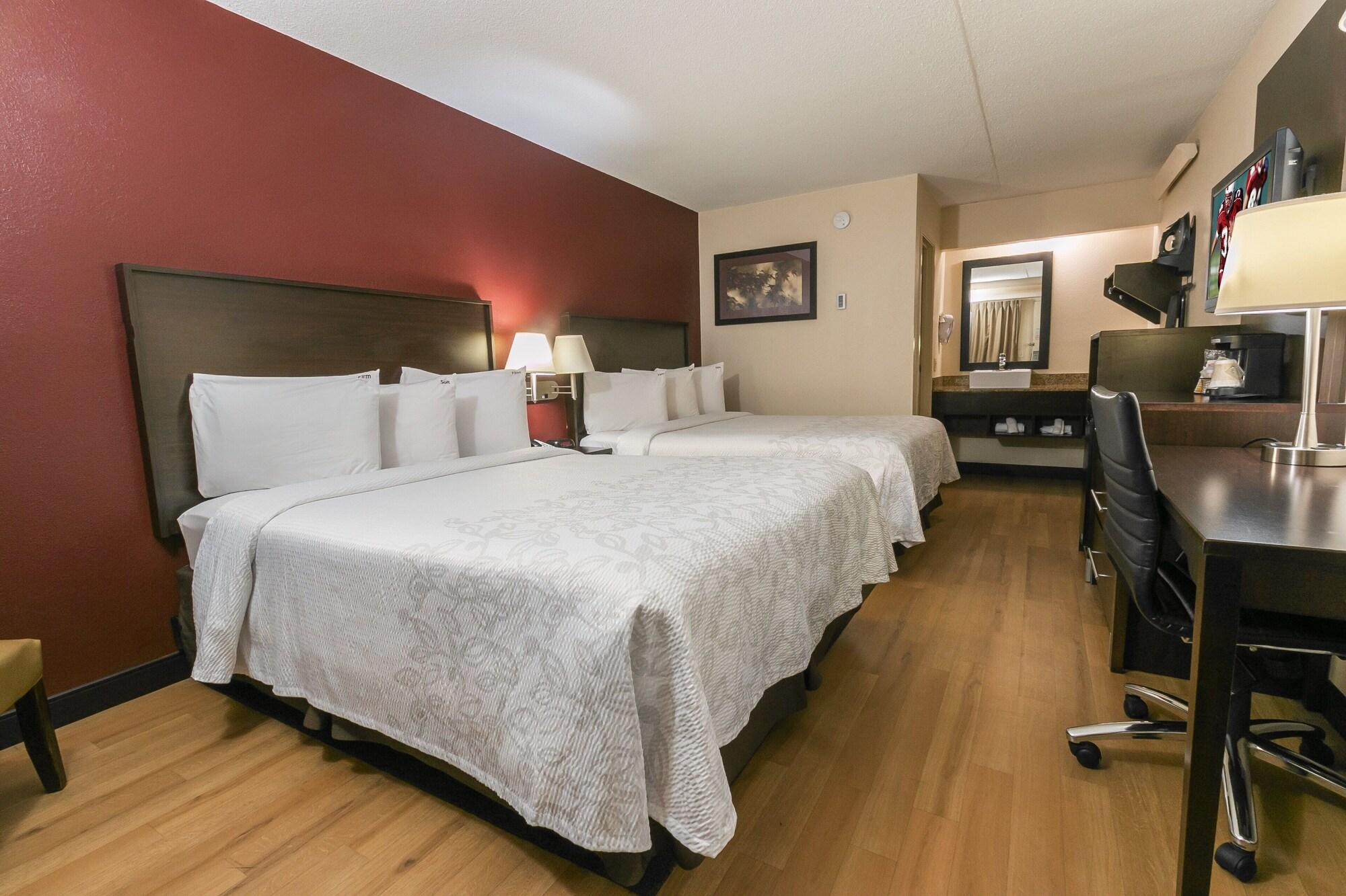 Red Roof Inn Plus+ Pittsburgh South - Airport Exterior foto
